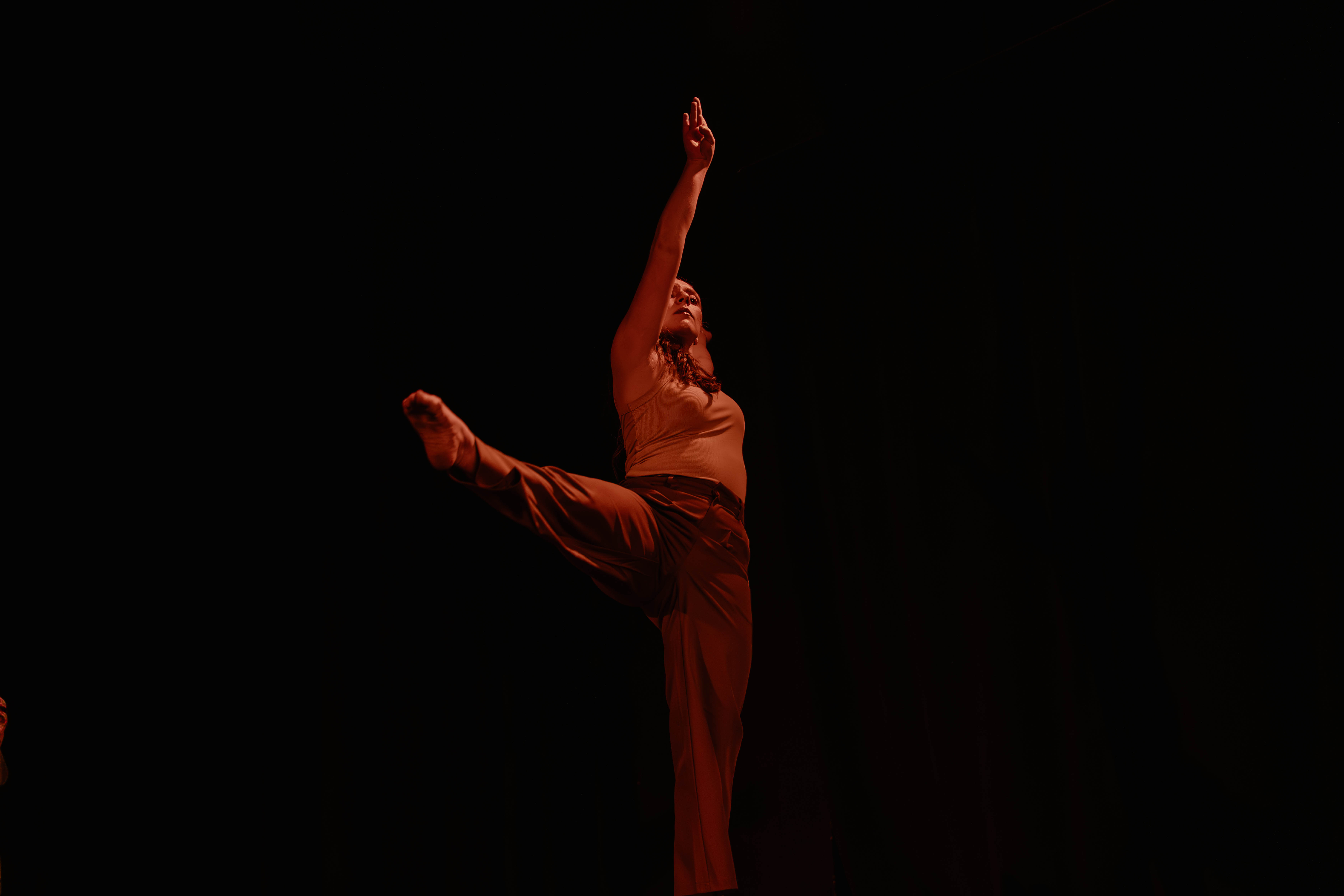 VelaDance soloist in a modern dance extension — South Jersey contemporary dance company